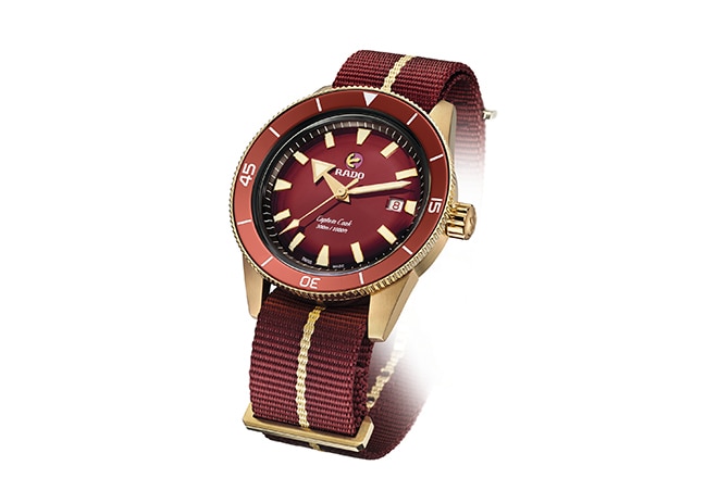 rado captain cook red